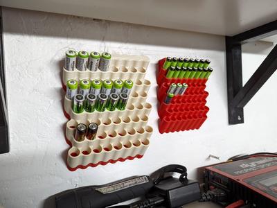 wall mountable battery holder