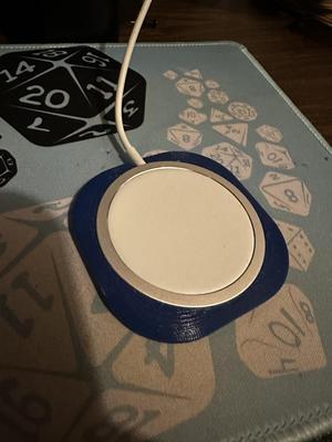 iPhone MagSafe Charger Mount