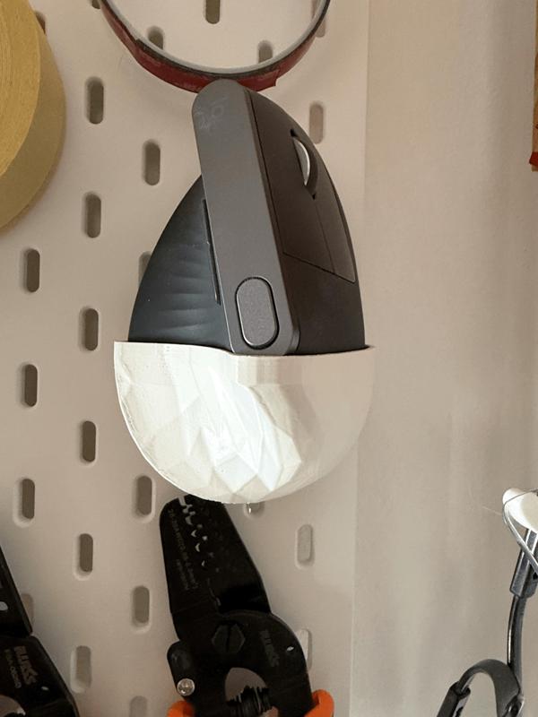 Logitec MX Vertical holder - Skadis IKEA