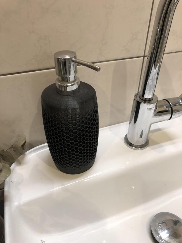 Soap dispenser
