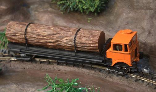 Ollie Smith tribute log hauler