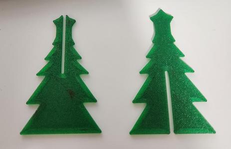 Basic Decorative Christmas Tree