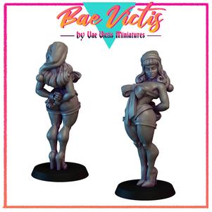 Bae Victis : Mrs Santa 32MM and 75MM [PRE-SUPPORTED]