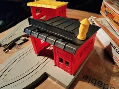 Tyco Trucking US-1 firehouse Chimney