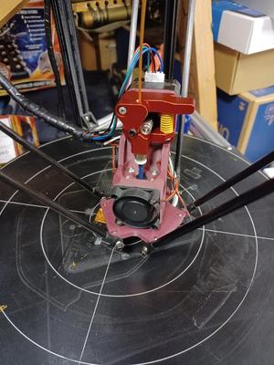 delta hotend housing with direct drive