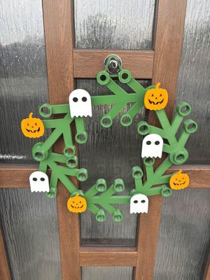 Simple ghost and pumpkin for Lego Wreath