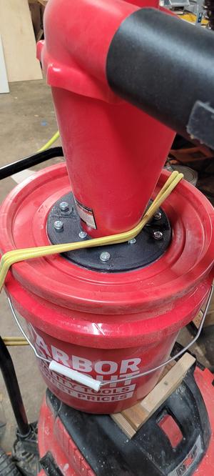 Bauer Cyclone filter bracket