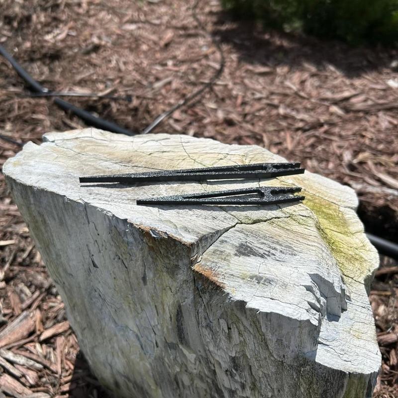 1/4in Drip Emitter Stakes