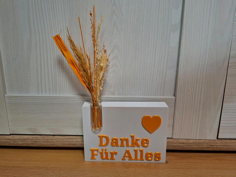 Thank-you gift. Space for a glass tube to be filled