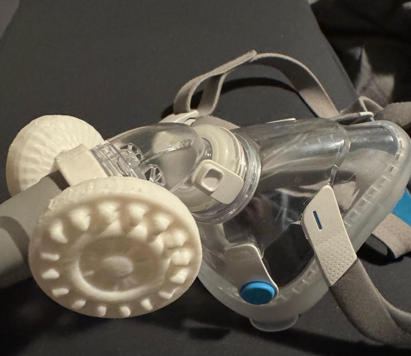 Novelty CPAP Gas Mask Mod