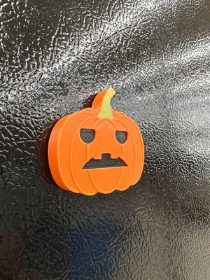 Spooky fridge magnets - Sad bucky - Print in place