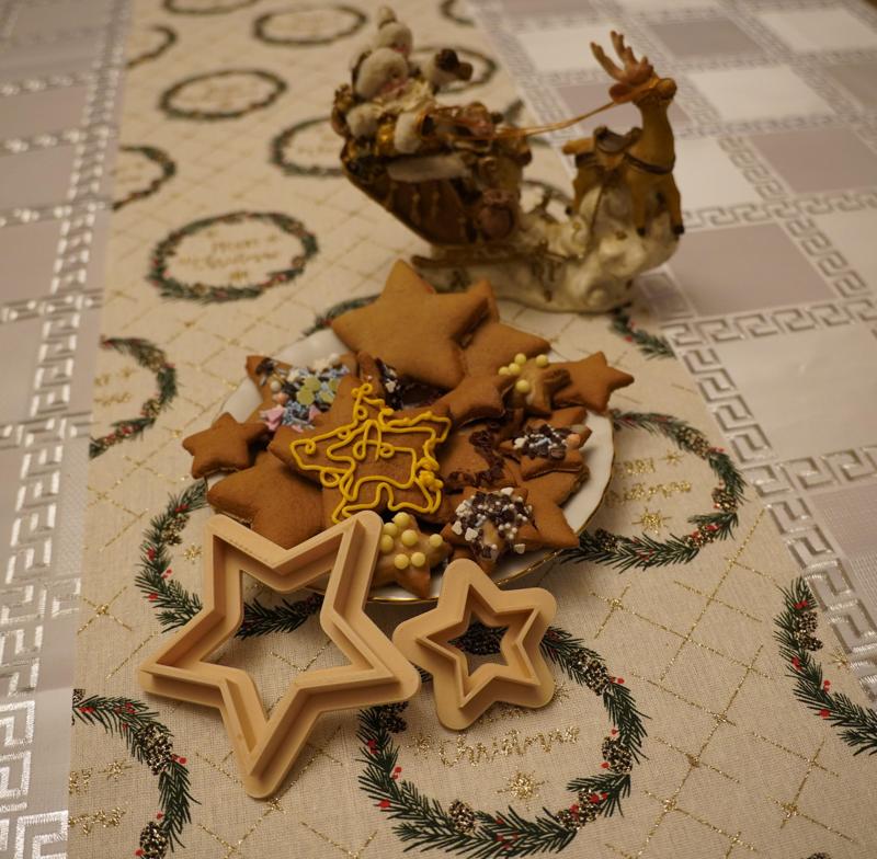 Forma do piernika w kształcie gwiazdki\Star-shaped gingerbread mold