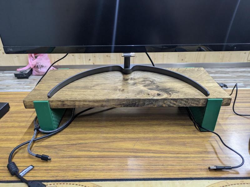 Easy office screen stand or shelf