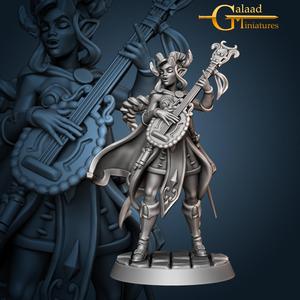 Astoria - Female Bard Tiefling