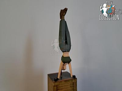 Lara Croft Low Poly - Tomb Raider 2 Manor Headstand
