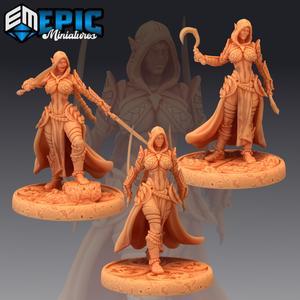 Dark Elf Rogue Set / Elvish Adventurer Girl / Hooded Female Player Character