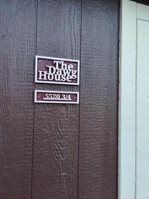 Sign The Dawg House 