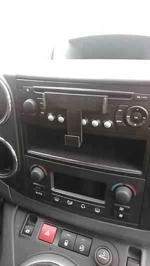 Phone car holder for Berlingo
