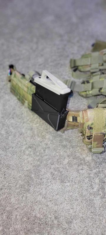 Amoeba Striker .338 Magazine hard pouch /w Quick Release