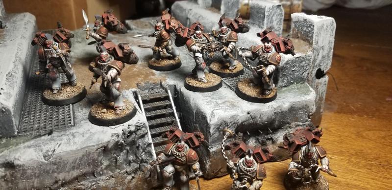 Gladiator Armored legs (TRUESCALE)