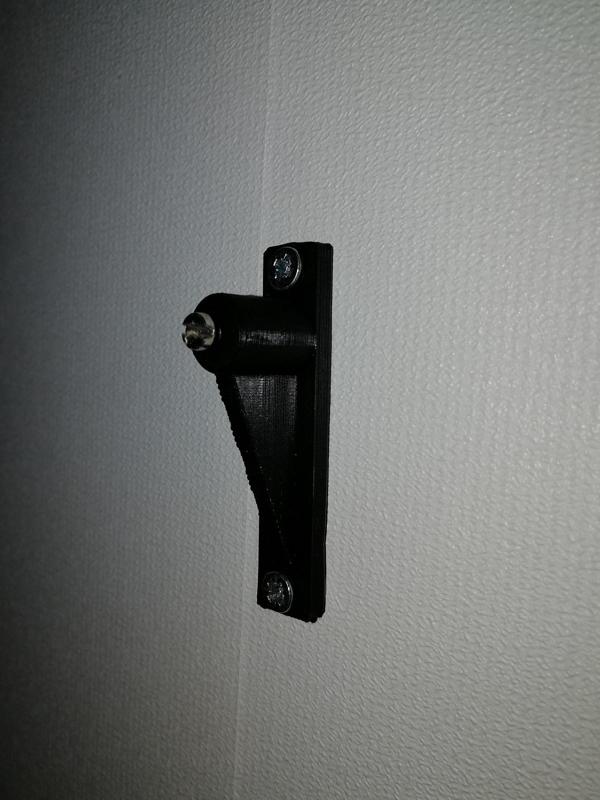 Mount for Picture Frames (parametric model)