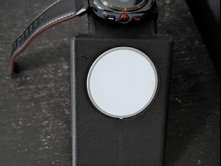 Wireless charger Pixel 10 and galaxy ultra watch