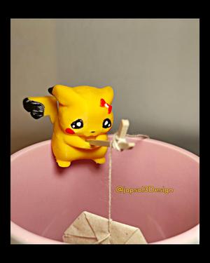 Tea bag holder, Fisher Pikachu (female)
