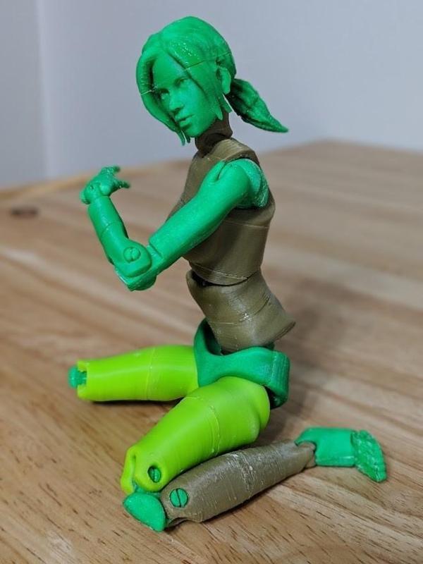 Modified Jointed female figure (originally by Gavitka)