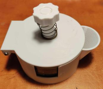Tuna Can Strainer
