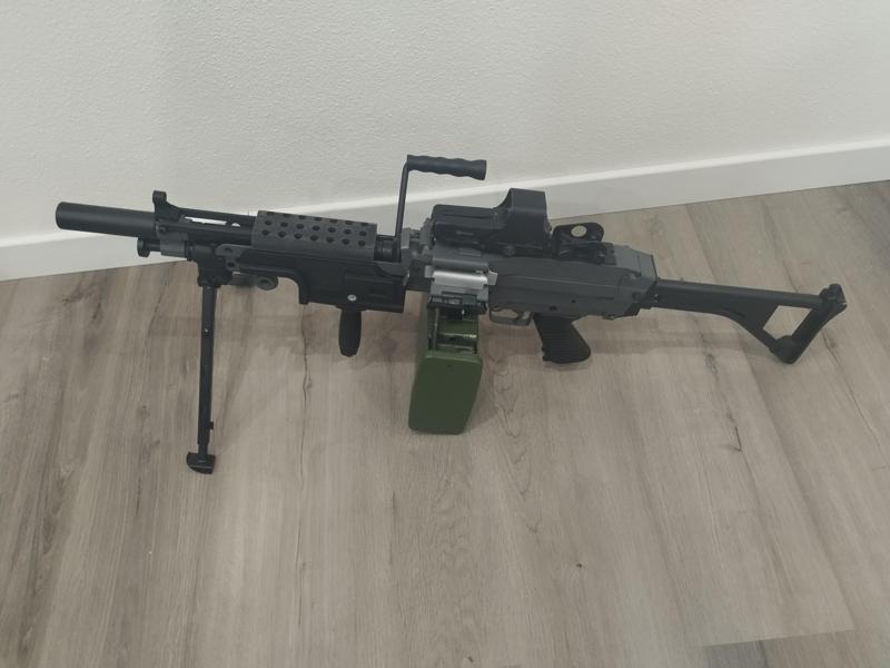 Lower picatinny rail for M249 airsoft (A&K)