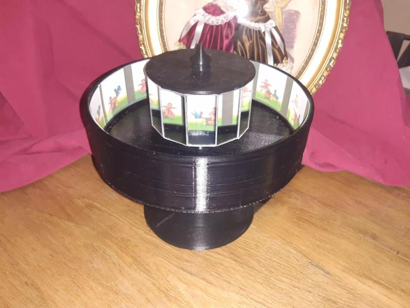 Praxinoscope of Emile Reynaud - Ancestor of Cinema