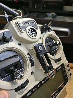 FrSky Taranis X9D neckstrap balancer