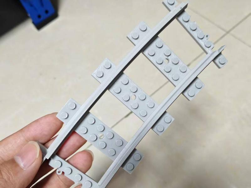 LEGO train R88 curved track