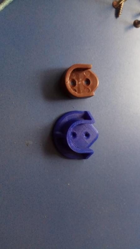 Reinforced Support for wardrobe hanging bar