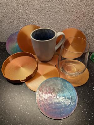 Festive Color-Shifting Coasters & Holder – Spiral Print for Multicolor Filaments (Halloween)