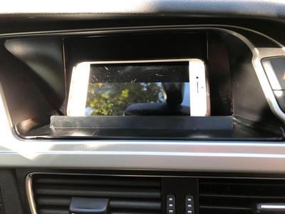 Phone holder for Audi A4/S4 B8