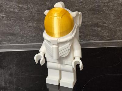 Brick Man Astronaut Pure White/Gold 500%