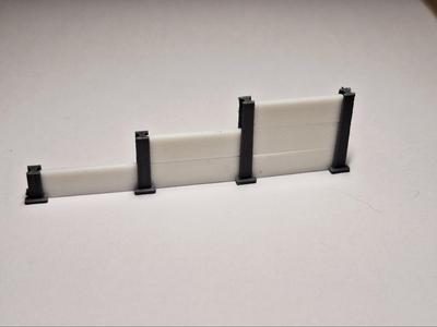 H0 1:87 mobile flood barrier / concrete barrier