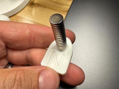 Magnet Orientation Tester