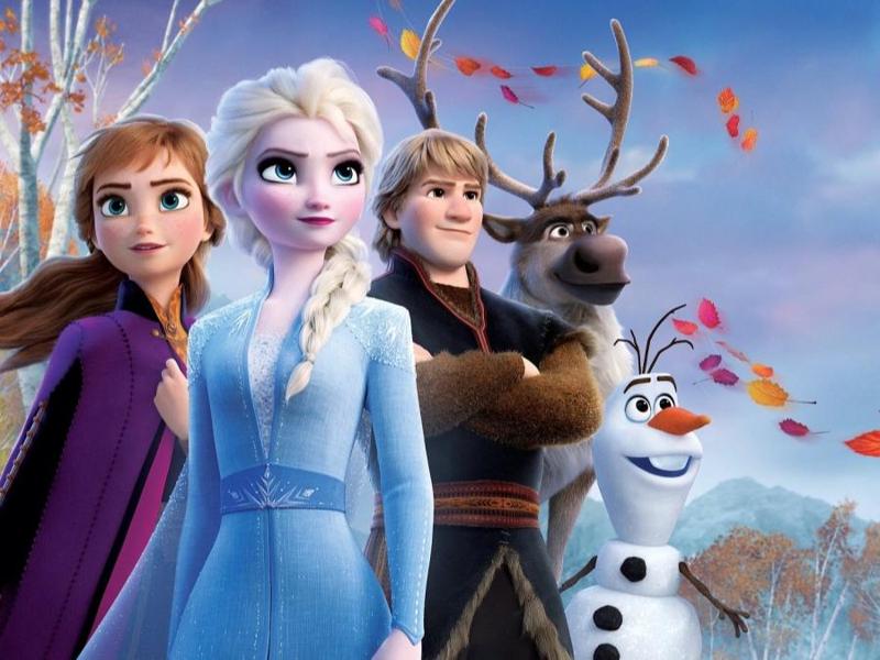 Frozen - Princess Elsa with Friends