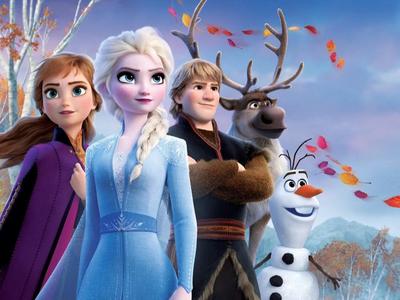 Frozen - Princess Elsa with Friends