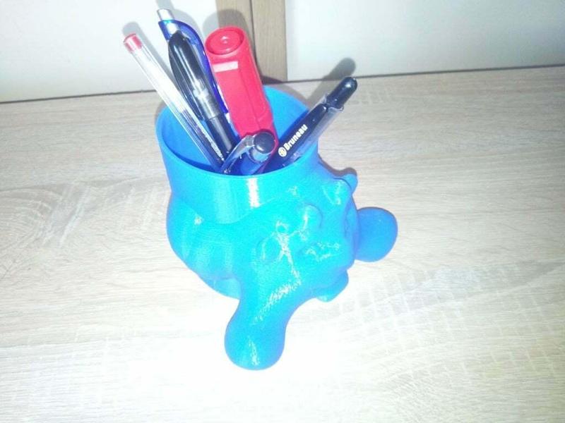 Blopsie pencil pot