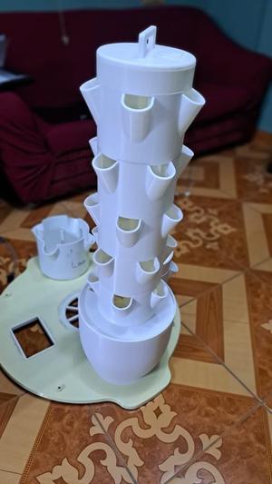 Soil-less cultivation - hydroponic tower system