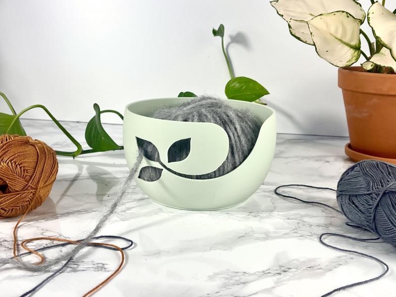 Leaf Loop Yarn Bowl