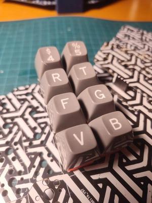 Adapter for IBM Selectric Caps to Kailh Choc Switches
