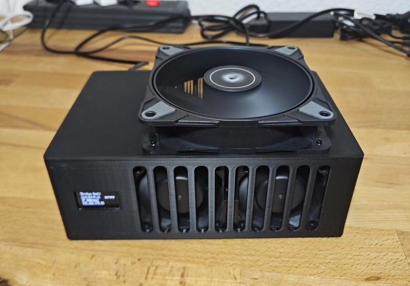 Lucky Miner LV08 Caseoberteil für 120 mm Lüfter