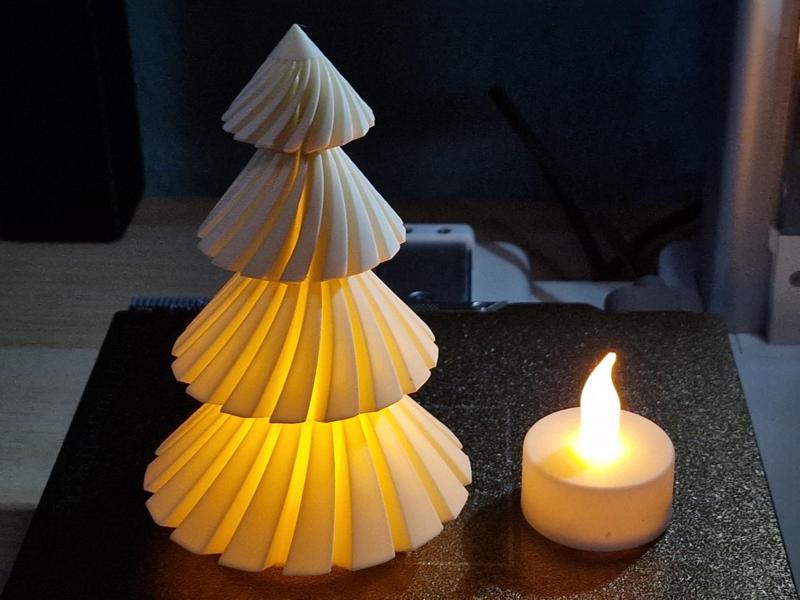 Modern Decorative Christmas Tree