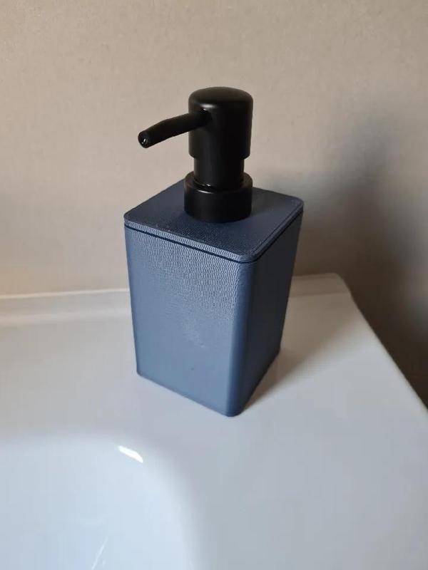 Soap dispenser   