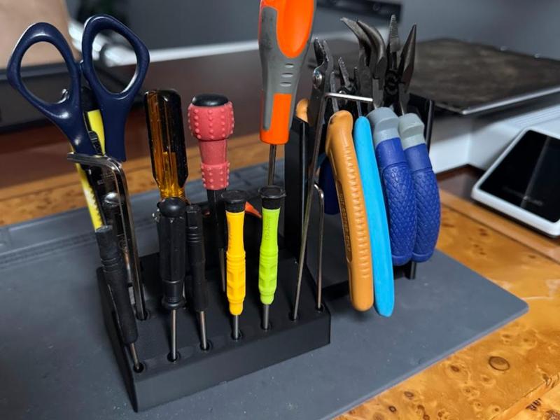 Tool desk organizer