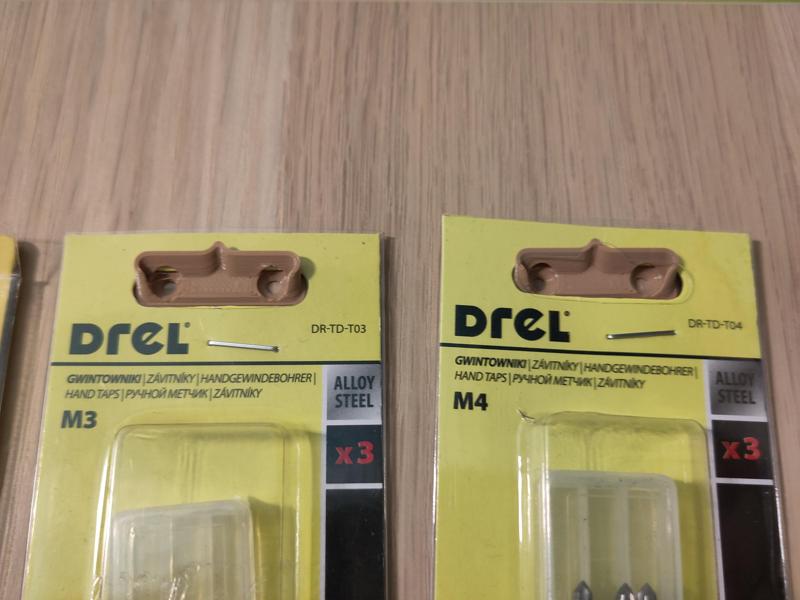 Euro hole mini cabinet hook